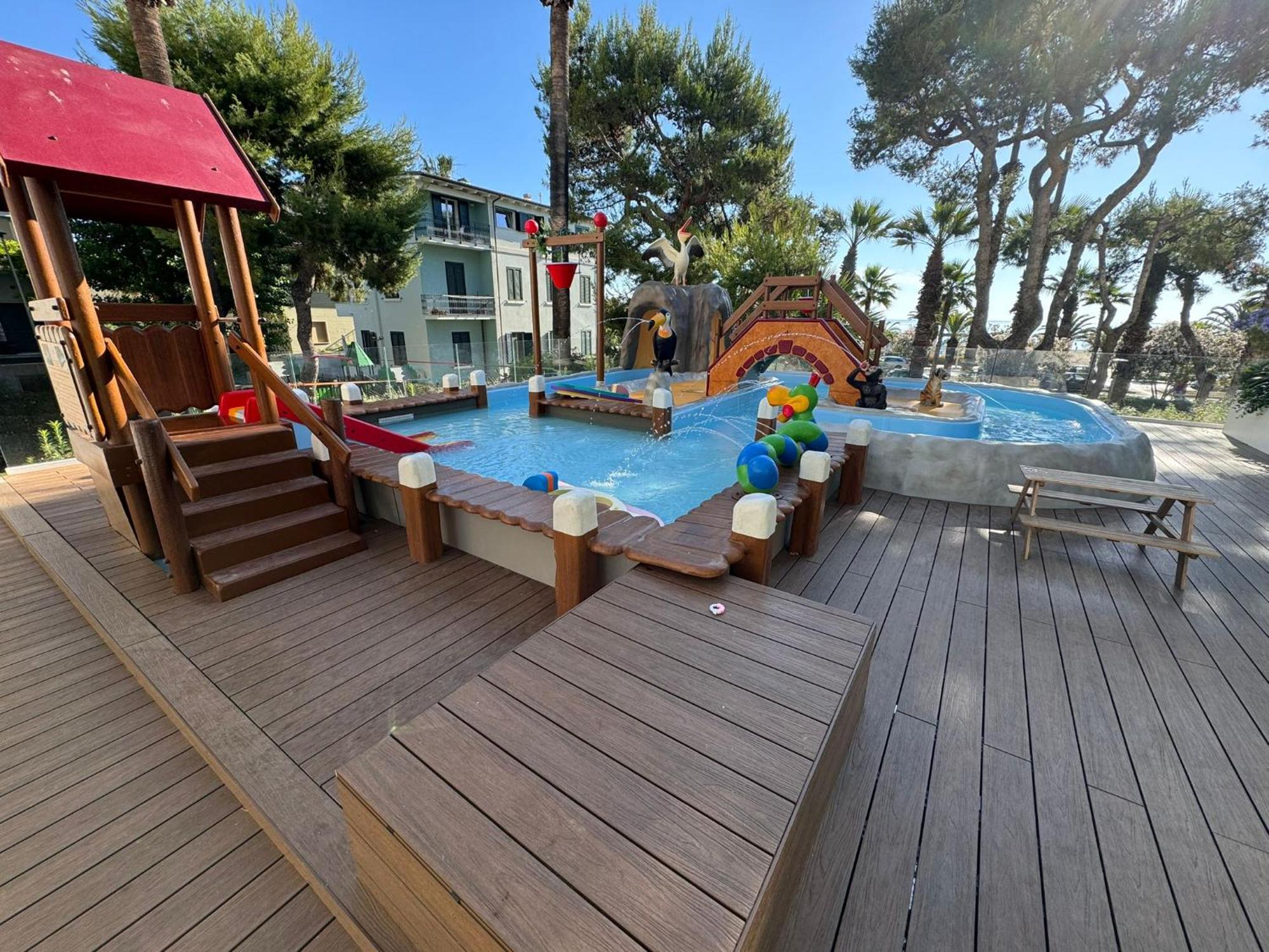 Hotel Relax Family & Spa Σαν Μπενεντέτο ντελ Τρόντο Εξωτερικό φωτογραφία