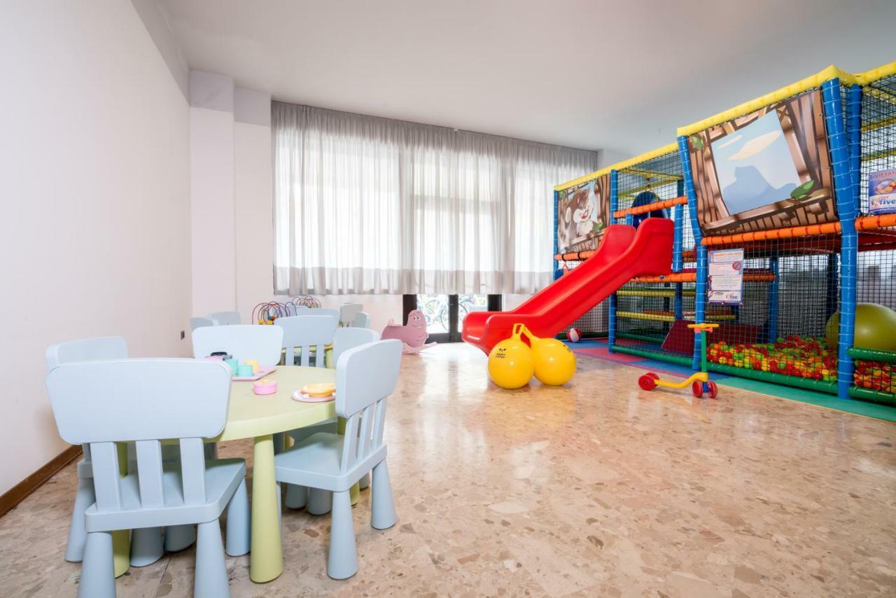 Hotel Relax Family & Spa Σαν Μπενεντέτο ντελ Τρόντο Εξωτερικό φωτογραφία